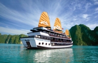 mit_der_dschunke_durch_die_halong_bucht_2